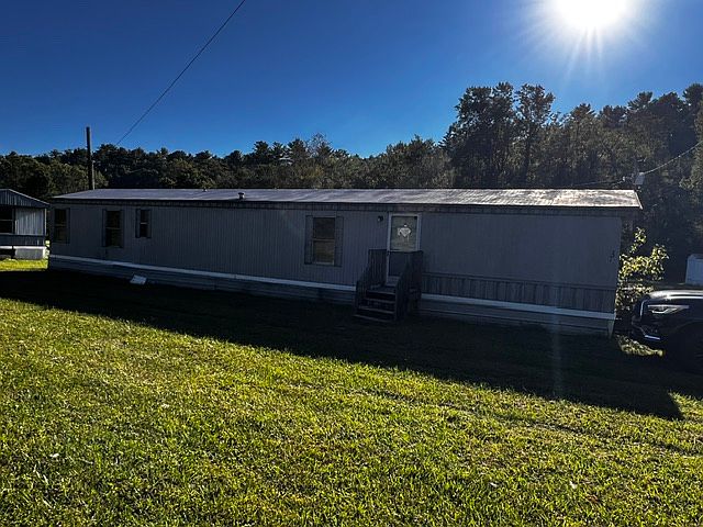1st image of 102 Big River Rd