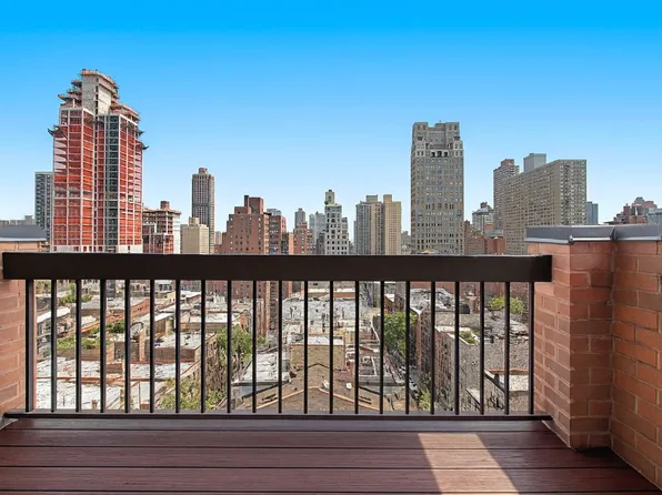 1441 Third Avenue image 3 of 9