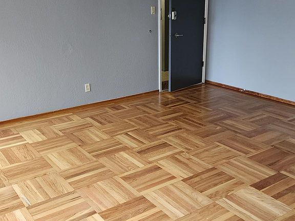3rd image of 730 Anza St APT 1
