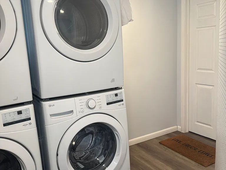 397 Clifton Ave #3 — Photo 4