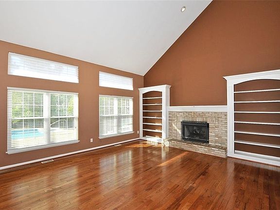 2nd image of 2311 Emerald Pines Ln