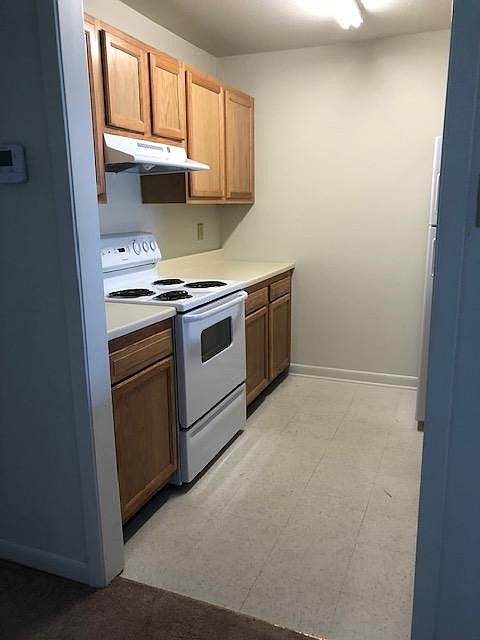 2nd image of 119 Jennifer Ln APT D