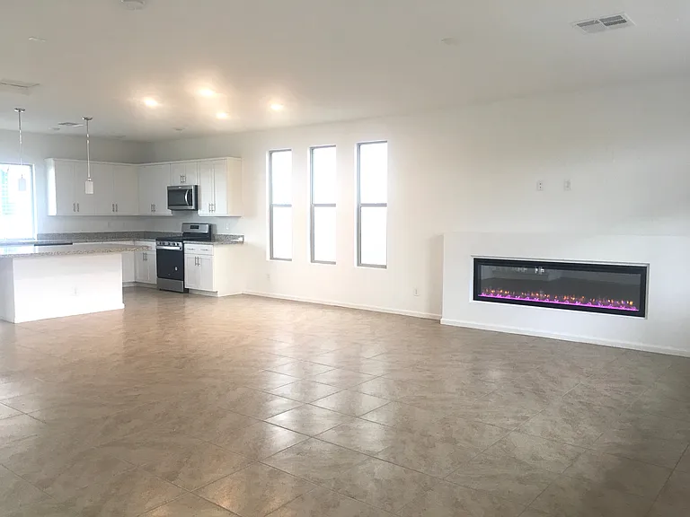 7934 Mountain Lilac St — Photo 5