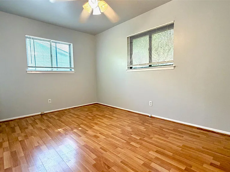 5213 Halmark Dr — Photo 14