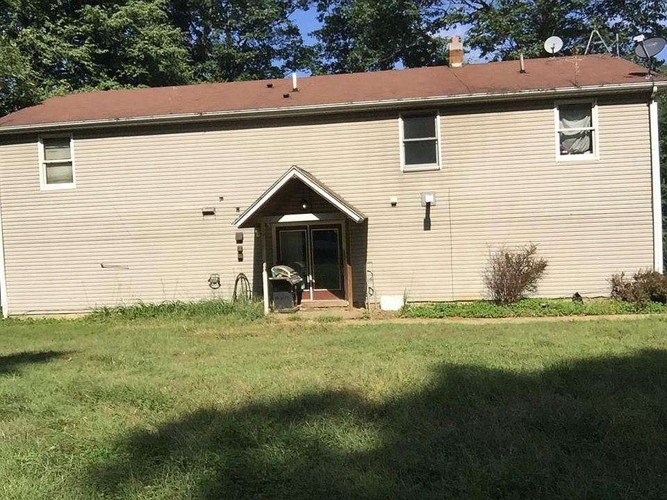 2nd image of 11 Park Ridge Dr