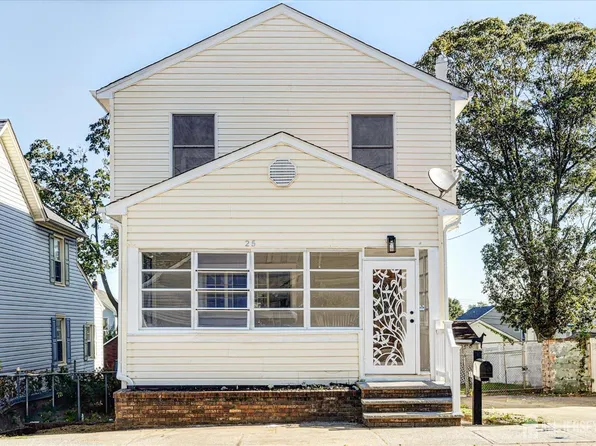 25 Roll Ave, South Amboy, NJ 08879