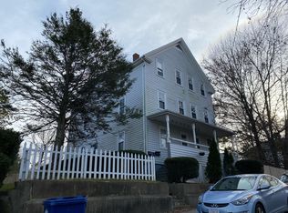 21 Castle St #2, Plymouth, MA 02360