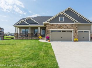 3860 Eagle Dr, Waukee, IA 50263