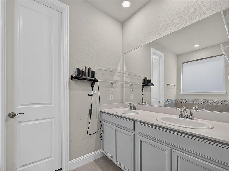 4129 Ranchero Dr — Photo 11