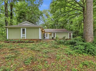 752 Magnum Dr, Winston Salem, NC 27101
