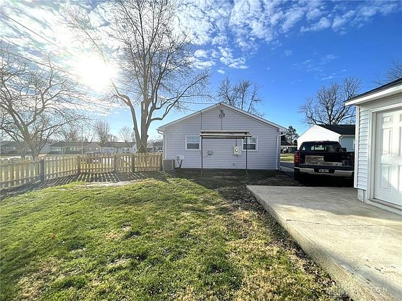 5th image of 2304 Aurora St