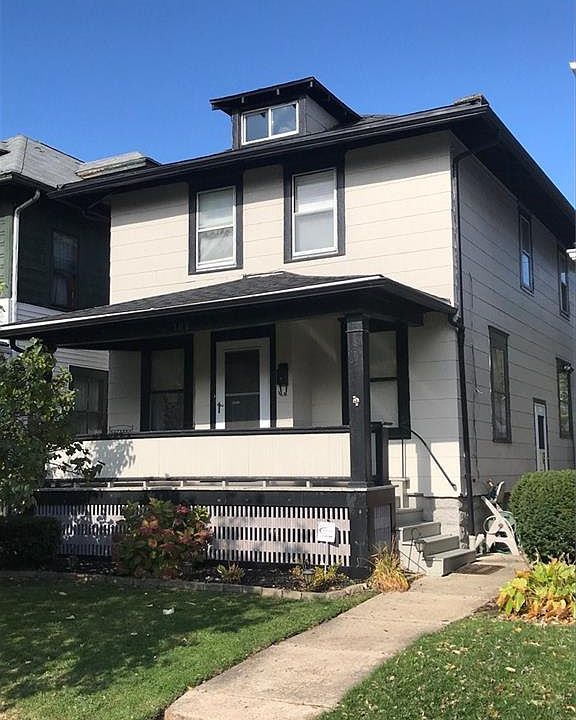 1st image of 102 Villa Ave