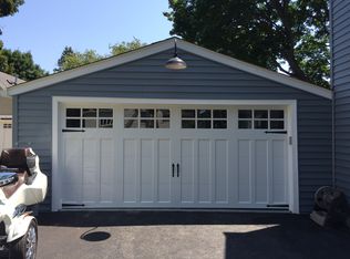 701 Illinois St, Geneva, IL 60134