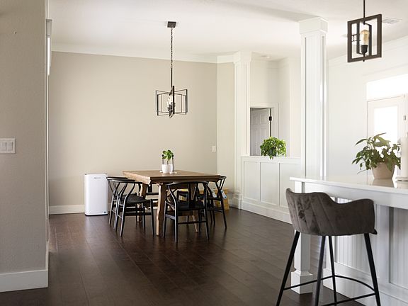 2nd image of 13817 Via Roma Cir