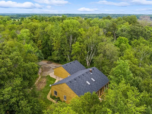 281 Old Scout Camp Rd, Houlton, WI 54082