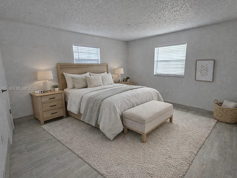 4621 SW 33rd Ave #1 — Photo 9