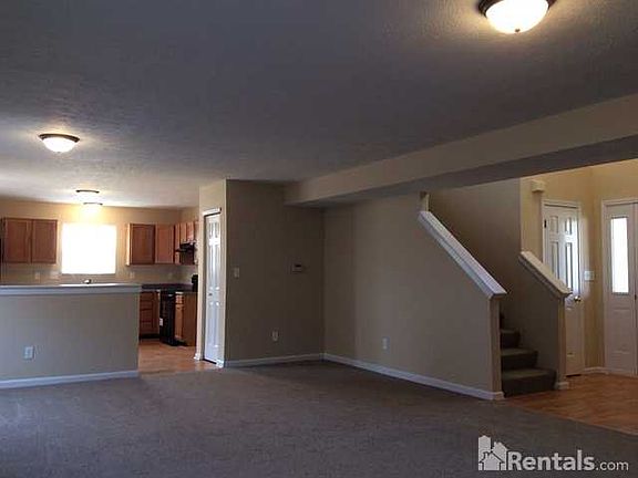 3rd image of 10222 Buell Dr