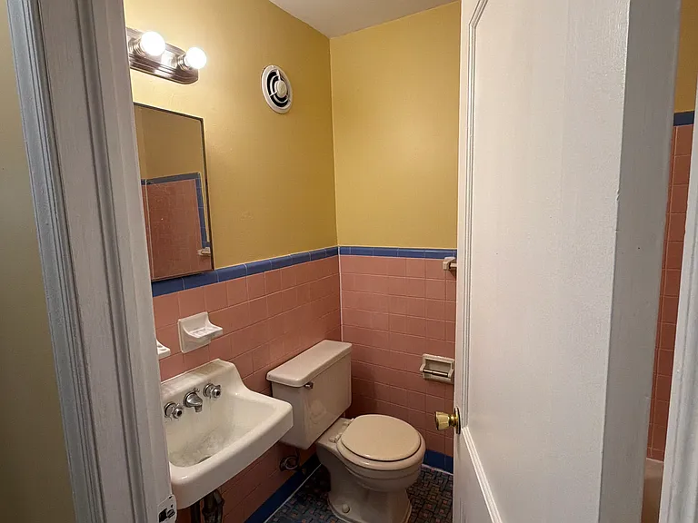 6632 E Roosevelt Blvd #1 — Photo 8