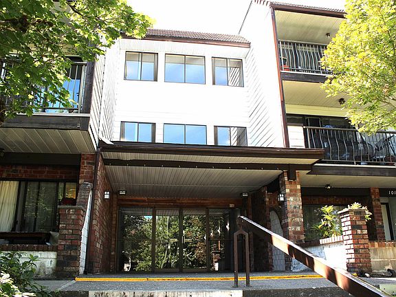 2nd image of 7473 140th St #208