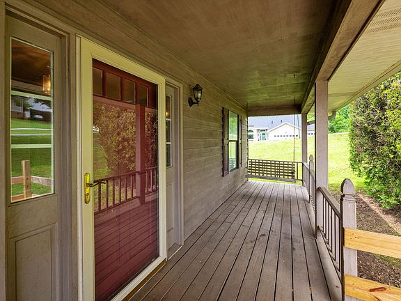 5th image of 5642 Tucker Rd