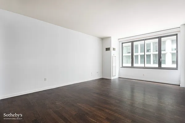 Sold by Sotheby's International Realty | media 13