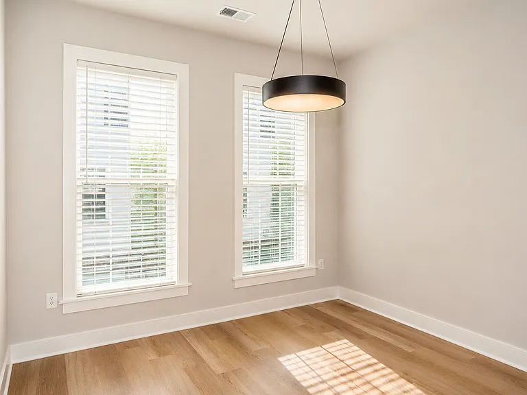 701 Halcyon Ln — Photo 11