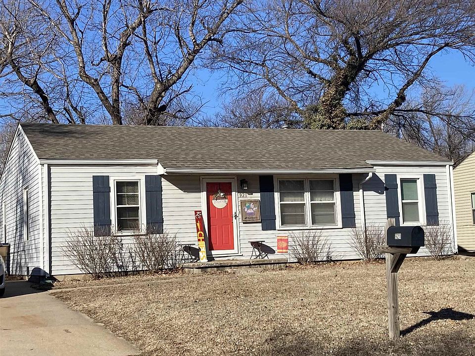 1st image of 921 N Derby Ave