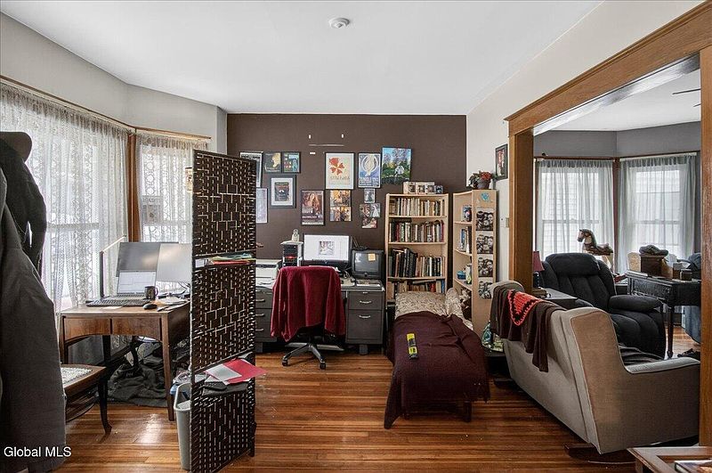 3rd image of 380-382 Morris Street