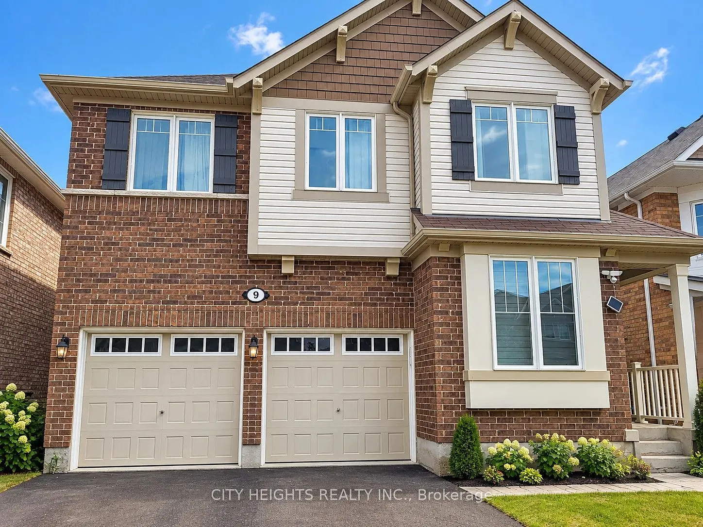 3 bed, $2,300 — Photo 1