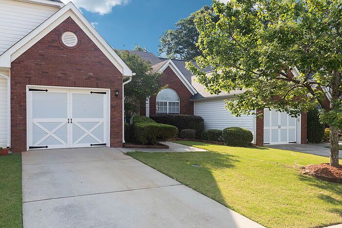 1st image of 435 City Park Dr