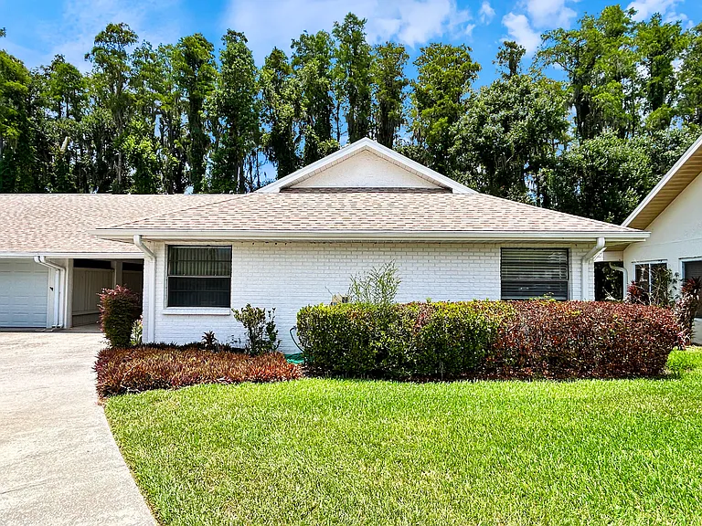 1750 Atrium Dr — Photo 35