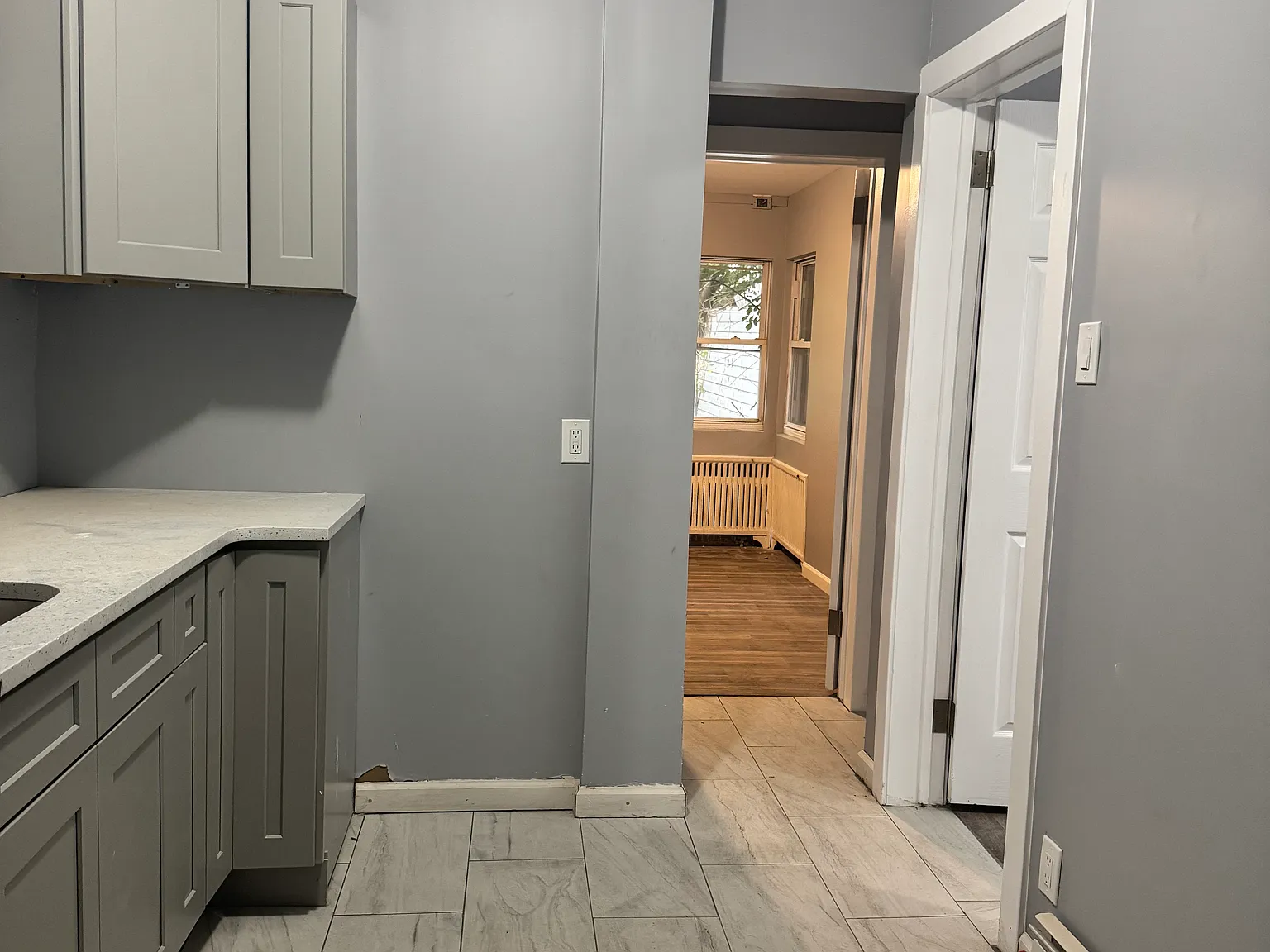 3 bed, $3,373 — Photo 3