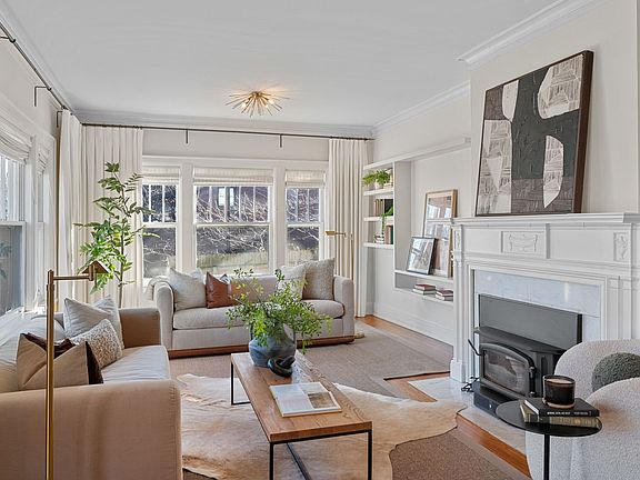 5th image of 1703 Blair Blvd