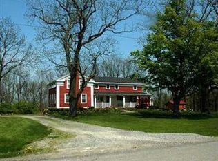 8431 Mountain Rd, Gasport, NY 14067