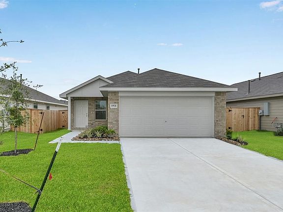 2nd image of 19531 Oliveto Ct