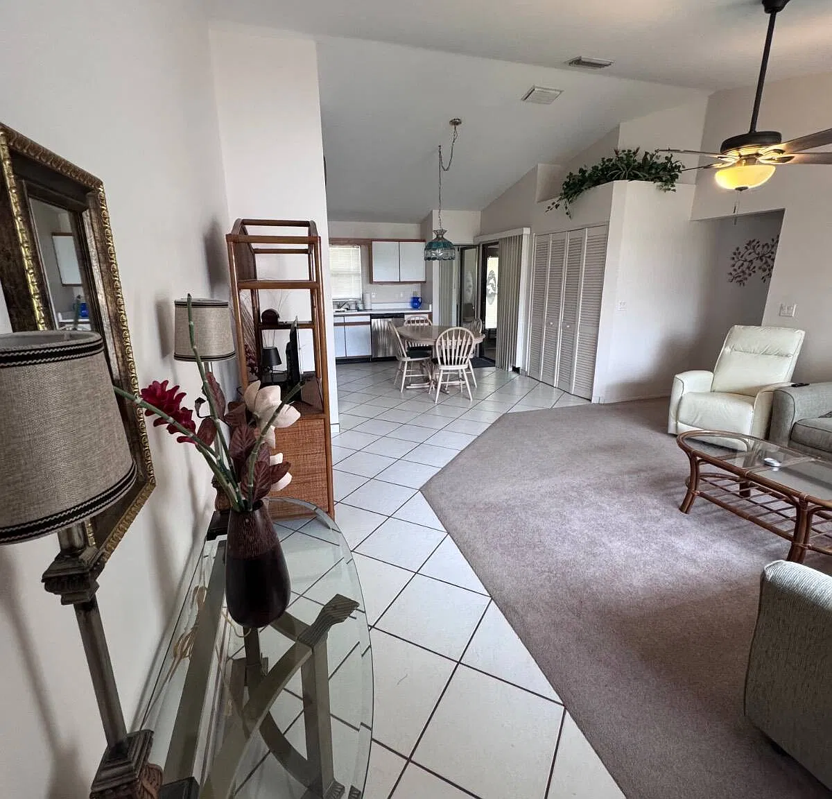 2 bed, 2.0 bath, 1050 sqft, $2,600 — Photo 2