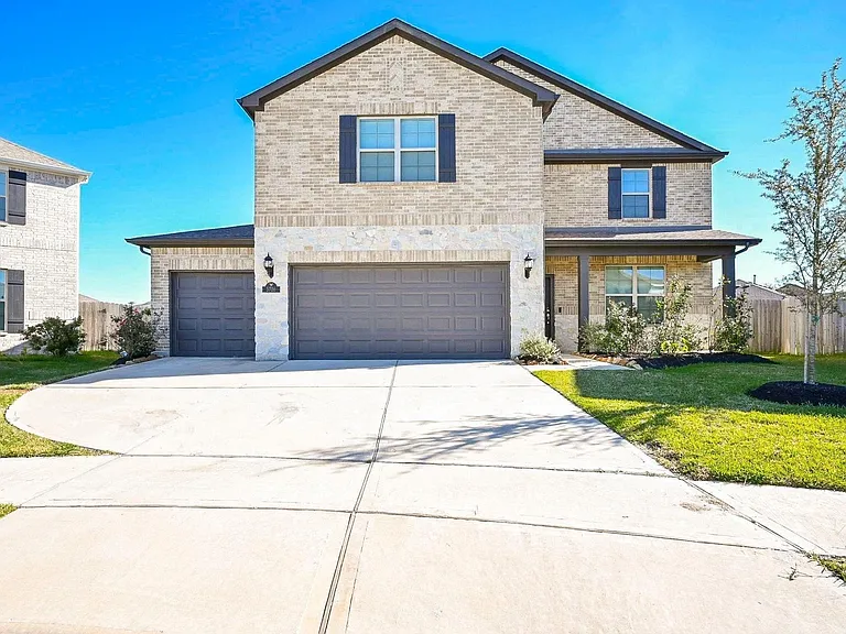 5706 Embracement Ln — Photo 1