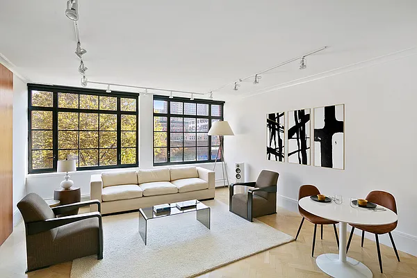 Sold by Compass | media 3