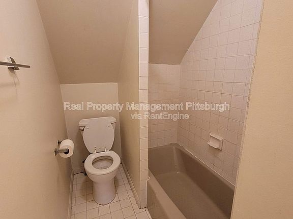 5th image of 437 S Aiken Ave APT 3