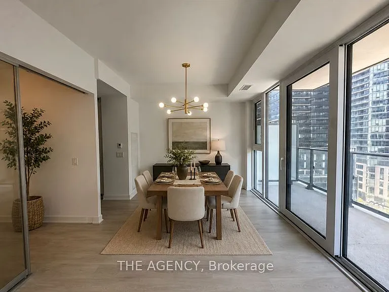 634 Church St #802 — Photo 2