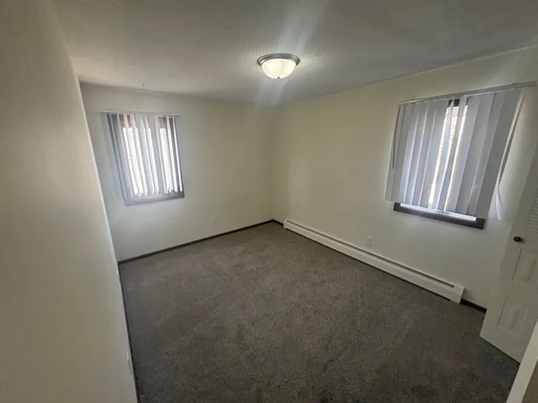 Town Properties — Photo 10