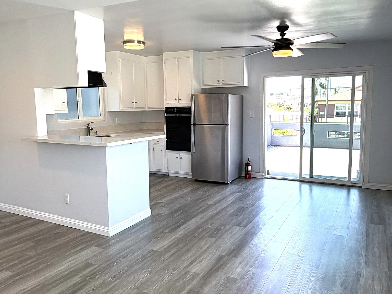 2224 S Spaulding Ave — Photo 4