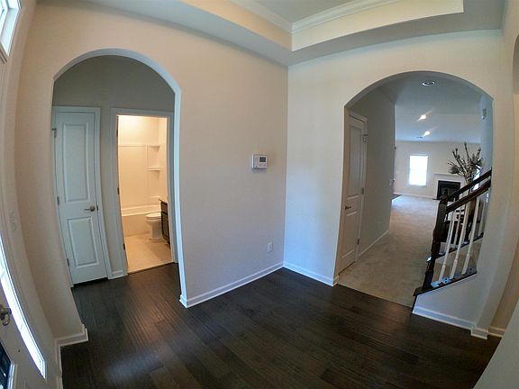 3rd image of 2827 Leatherwood Dr