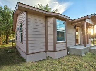 211 W Logan St, Round Rock, TX 78664