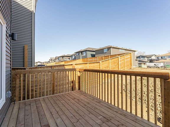 5th image of 42 Riverhill Cres