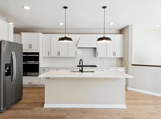 11070 Comstock Ln N, Osseo, MN 55369