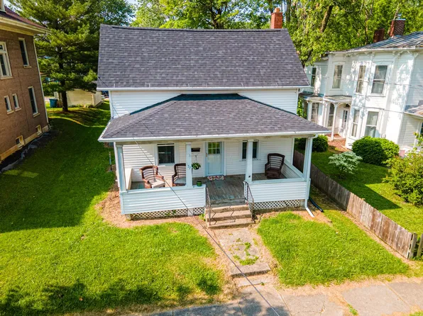 77 W High St, Mount Gilead, OH 43338