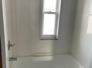 455 E 200th St #1, Cleveland, OH 44119