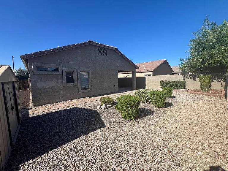16829 W Cottonwood St — Photo 27