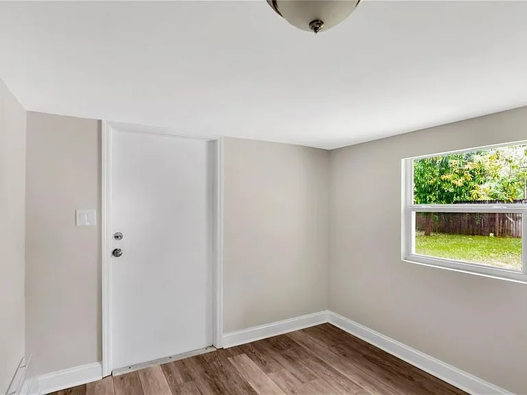 4105 W Mango Ave — Photo 18